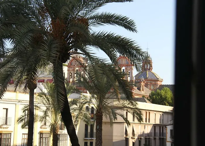 Luxurious 2 Bedroom Flat In A Historic Building