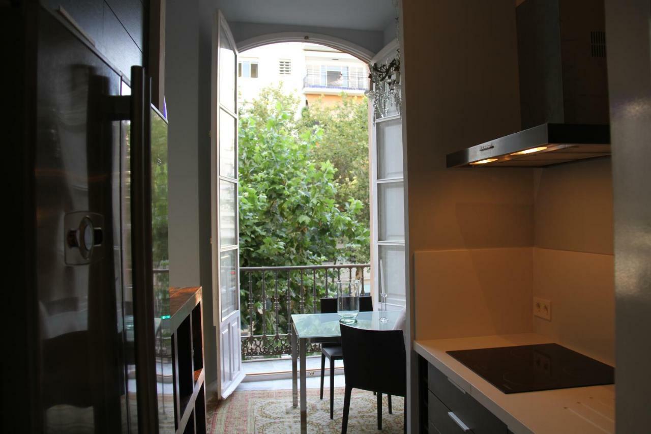 Luxurious 2 Bedroom Flat In A Historic Building Appartement Séville