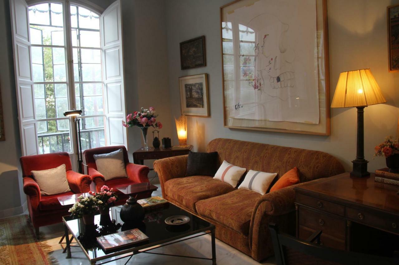 Luxurious 2 Bedroom Flat In A Historic Building * Séville
