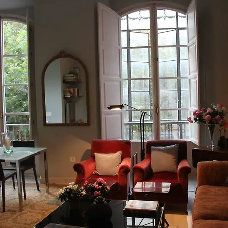 Luxurious 2 Bedroom Flat In A Historic Building Sewilla Zewnętrze zdjęcie